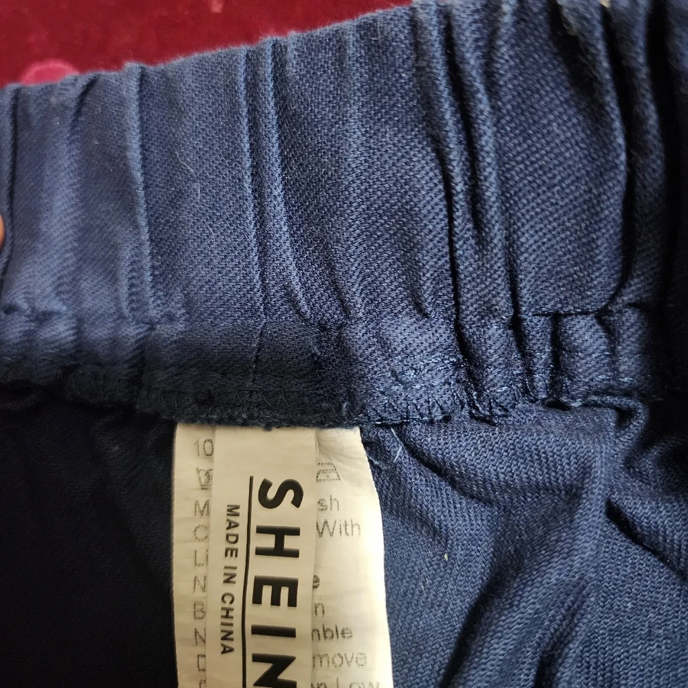 SHEIN Joggers - Picture 6 of 9